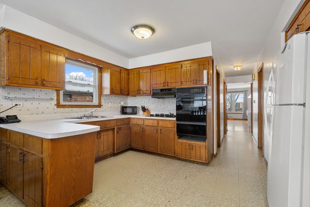 17363 Oleander Avenue, Tinley Park, IL 60477