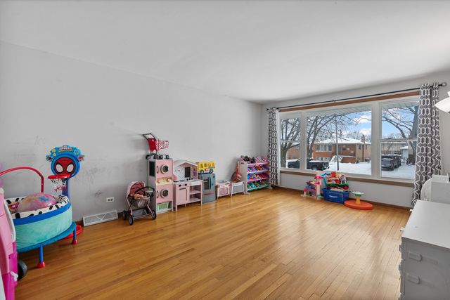 17363 Oleander Avenue, Tinley Park, IL 60477