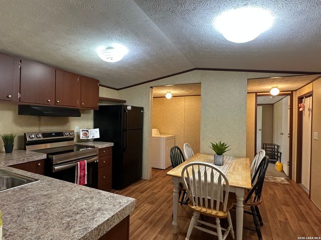 691 Hume, San Antonio, TX 78264