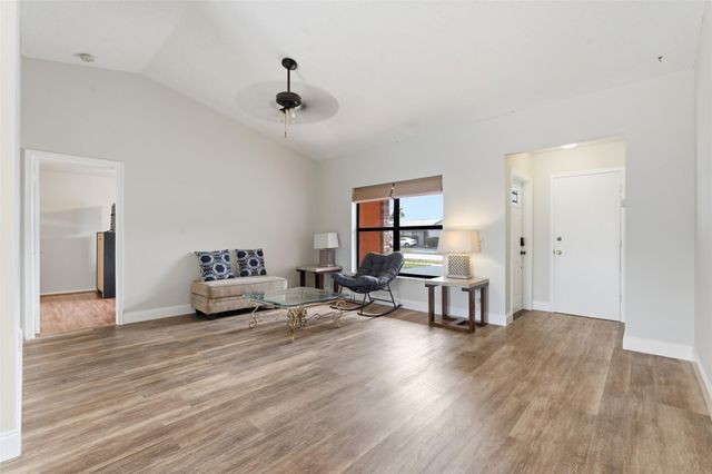 11841 NW 39th Place, Sunrise, FL 33323