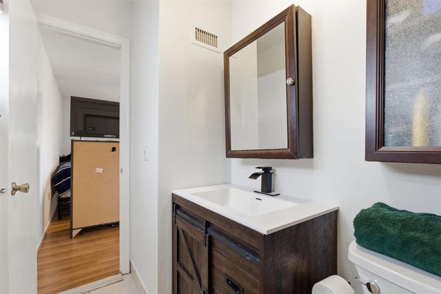 11841 NW 39th Place, Sunrise, FL 33323