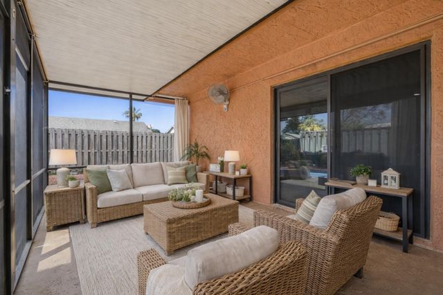 11841 NW 39th Place, Sunrise, FL 33323