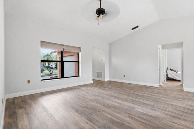 11841 NW 39th Place, Sunrise, FL 33323