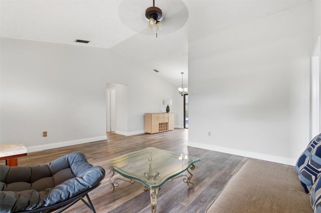 11841 NW 39th Place, Sunrise, FL 33323