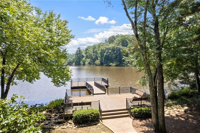 5680 Cascade Trail, Cumming, GA 30040