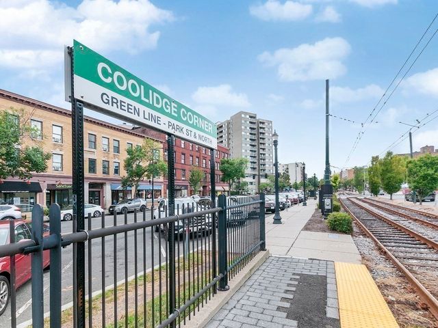 75 Park Street 8, Brookline, MA 02446