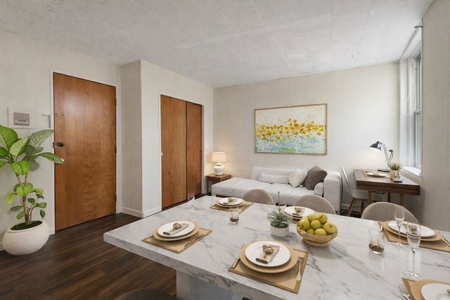 75 Park Street 8, Brookline, MA 02446