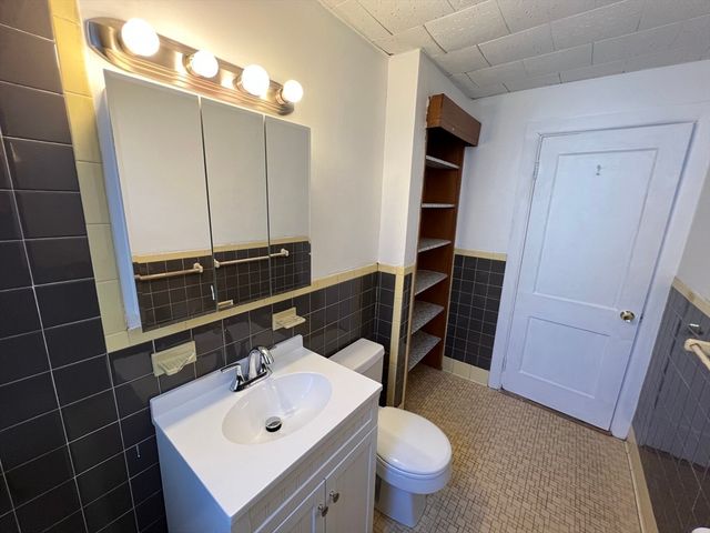 75 Park Street 8, Brookline, MA 02446