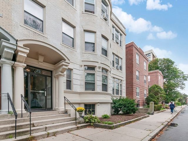 75 Park Street 8, Brookline, MA 02446