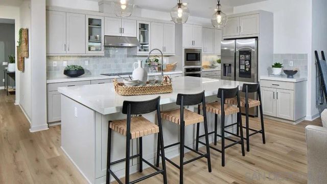 120 Alethea Way, Oceanside, CA 92057