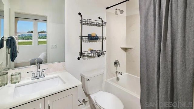 120 Alethea Way, Oceanside, CA 92057