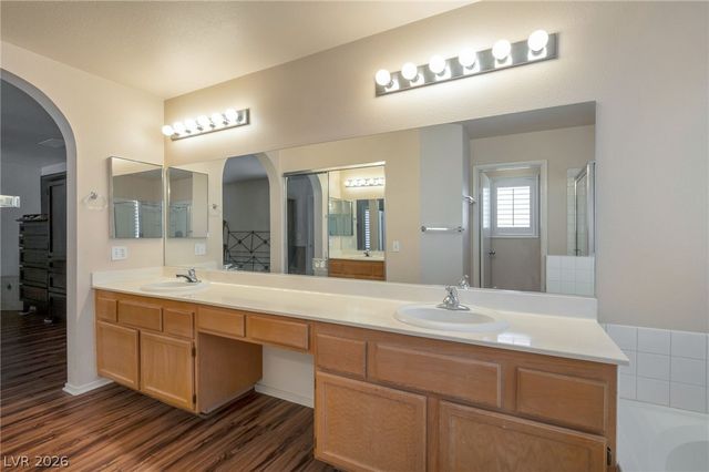 1449 Desert Hills Drive, Las Vegas, NV 89117