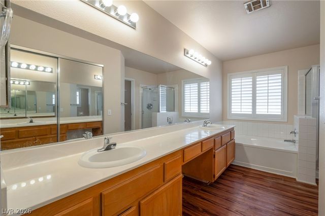 1449 Desert Hills Drive, Las Vegas, NV 89117