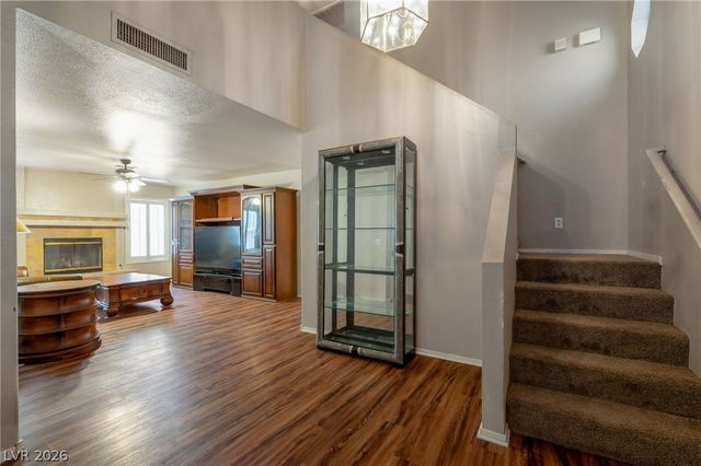 1449 Desert Hills Drive, Las Vegas, NV 89117