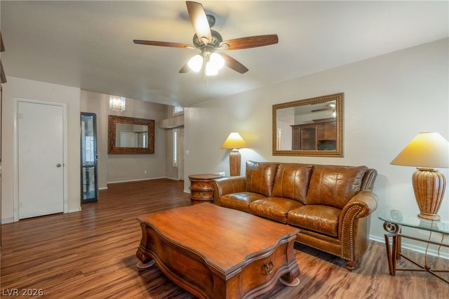 1449 Desert Hills Drive, Las Vegas, NV 89117