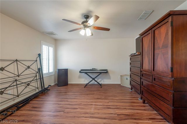 1449 Desert Hills Drive, Las Vegas, NV 89117