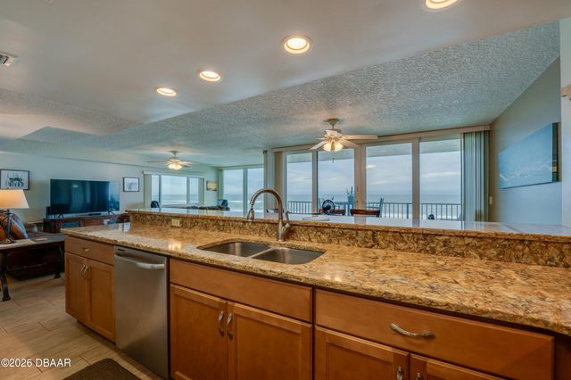 6727 Turtlemound Rd Apt 315, New Smyrna Beach, FL 32169