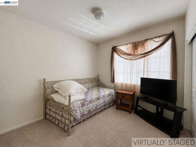 9736 Dynasty Way, Elk Grove, CA 95624