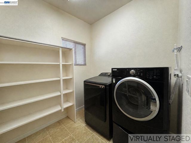 9736 Dynasty Way, Elk Grove, CA 95624