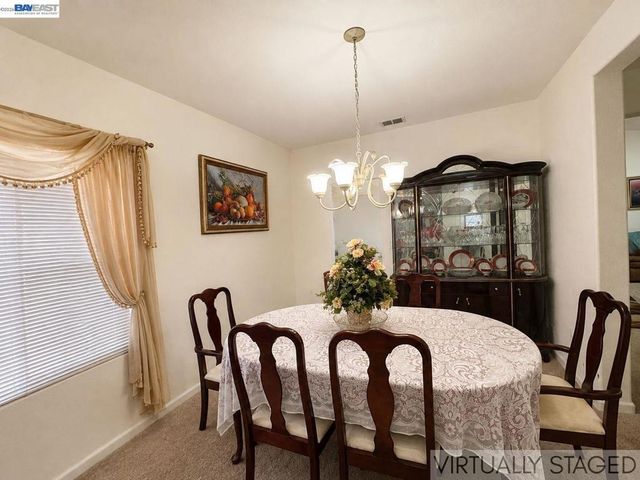 9736 Dynasty Way, Elk Grove, CA 95624