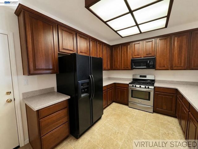9736 Dynasty Way, Elk Grove, CA 95624