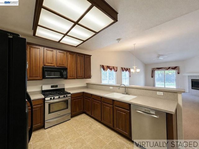 9736 Dynasty Way, Elk Grove, CA 95624