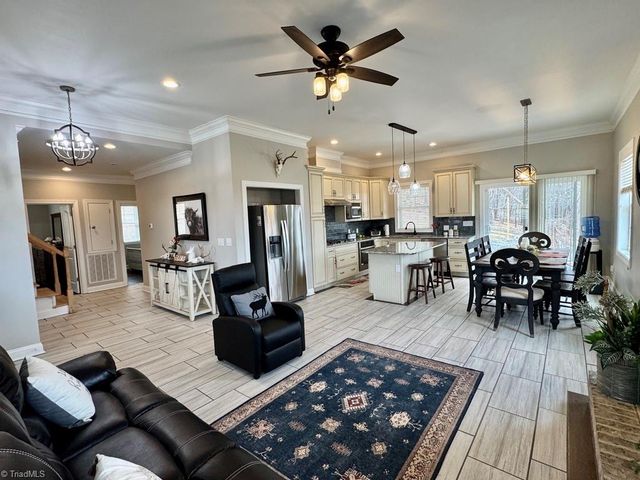 2098 Park Drive, Mount Airy, NC 27030