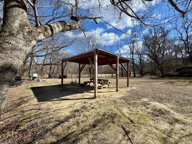 2098 Park Drive, Mount Airy, NC 27030