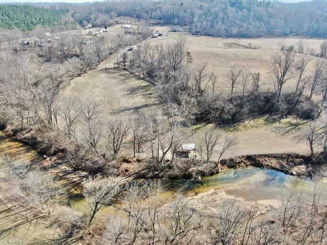 2098 Park Drive, Mount Airy, NC 27030