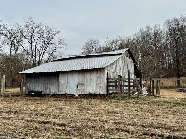 2098 Park Drive, Mount Airy, NC 27030