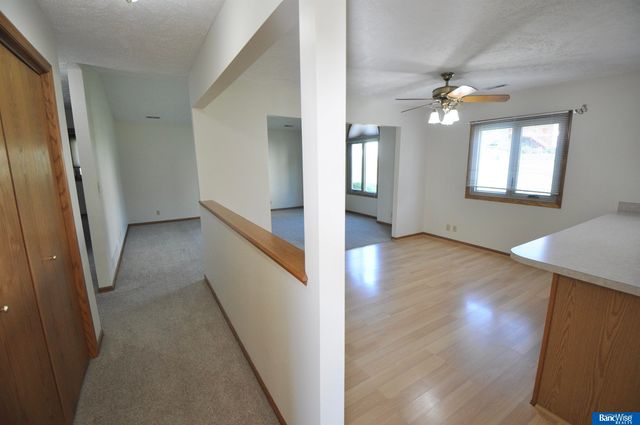 8014 Arrow Ridge Road, Lincoln, NE 68506