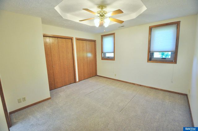 8014 Arrow Ridge Road, Lincoln, NE 68506