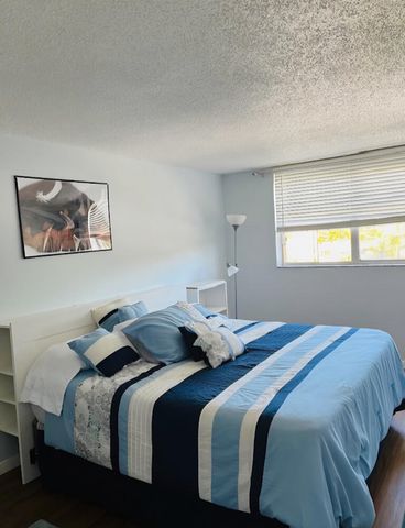500 Executive Center Drive 3i, West Palm Beach, FL 33401