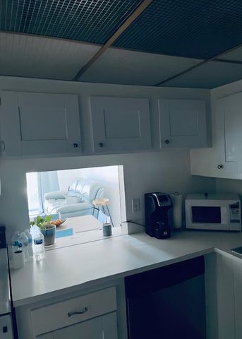 500 Executive Center Drive 3i, West Palm Beach, FL 33401