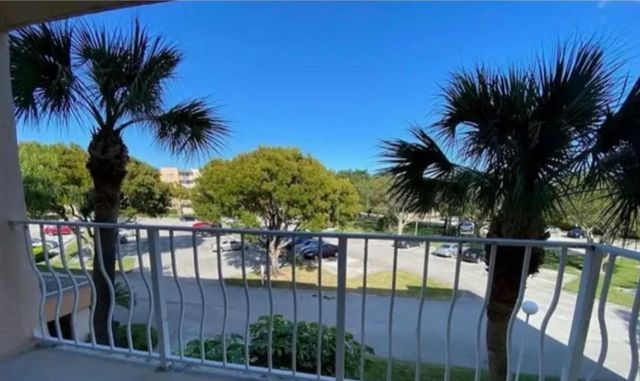 500 Executive Center Drive 3i, West Palm Beach, FL 33401