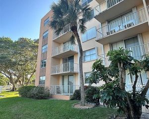 500 Executive Center Drive 3I, West Palm Beach, FL 33401
