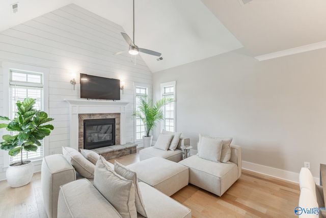 13841 Front Nine Drive, Athens, AL 35611