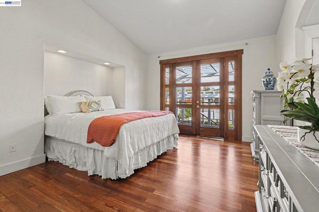 19554 Alana Rd, Castro Valley, CA 94546