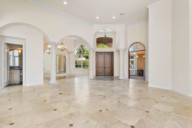 159 W Coconut Palm Road, Boca Raton, FL 33432