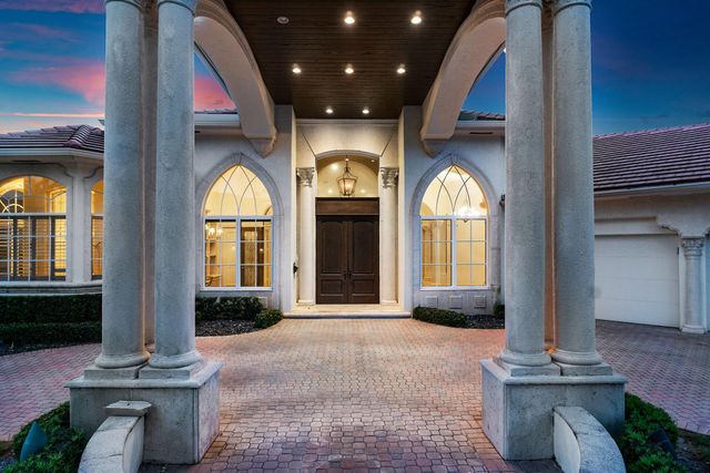 159 W Coconut Palm Road, Boca Raton, FL 33432