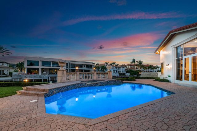 159 W Coconut Palm Road, Boca Raton, FL 33432