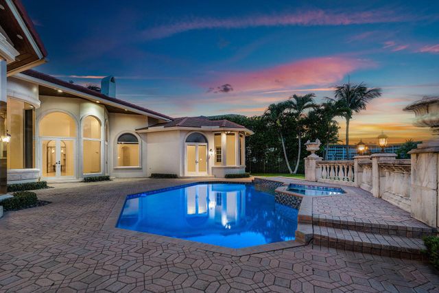 159 W Coconut Palm Road, Boca Raton, FL 33432
