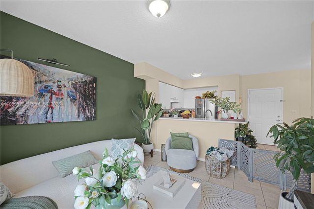 11060 SW 196th St 514, Cutler Bay, FL 33157