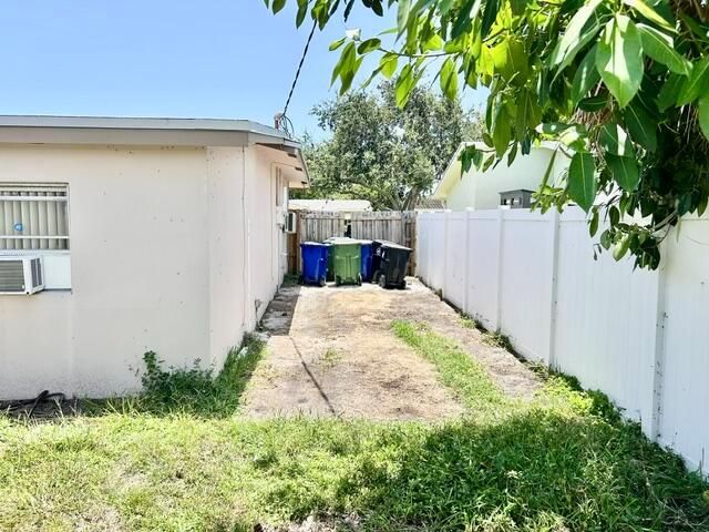5371 NE 17TH Terrace, Fort Lauderdale, FL 33334