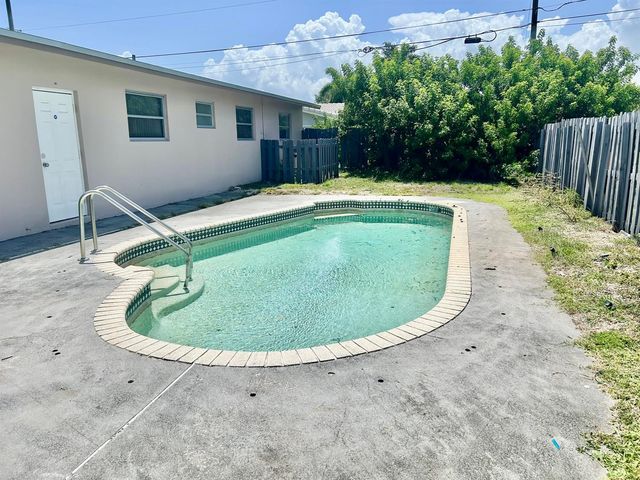 5371 NE 17TH Terrace, Fort Lauderdale, FL 33334