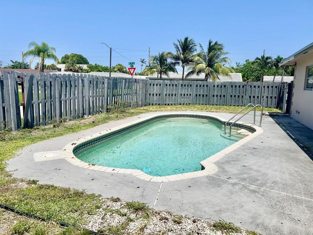 5371 NE 17TH Terrace, Fort Lauderdale, FL 33334