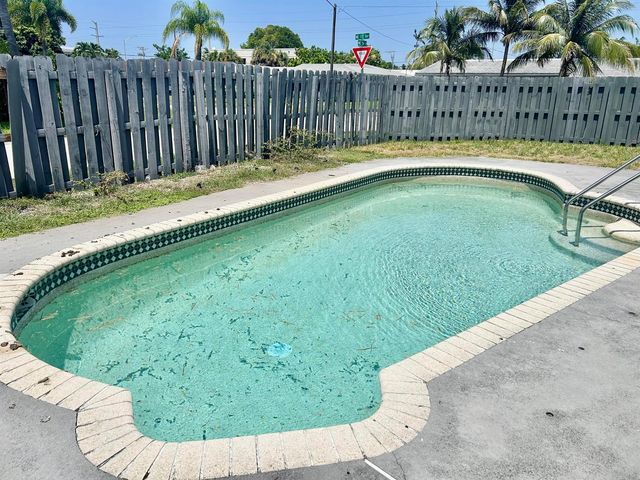 5371 NE 17TH Terrace, Fort Lauderdale, FL 33334