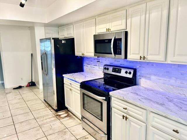 5371 NE 17TH Terrace, Fort Lauderdale, FL 33334