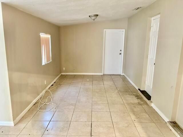 5371 NE 17TH Terrace, Fort Lauderdale, FL 33334