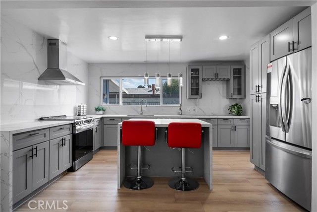 1158 N Ivescrest Avenue, Covina, CA 91724